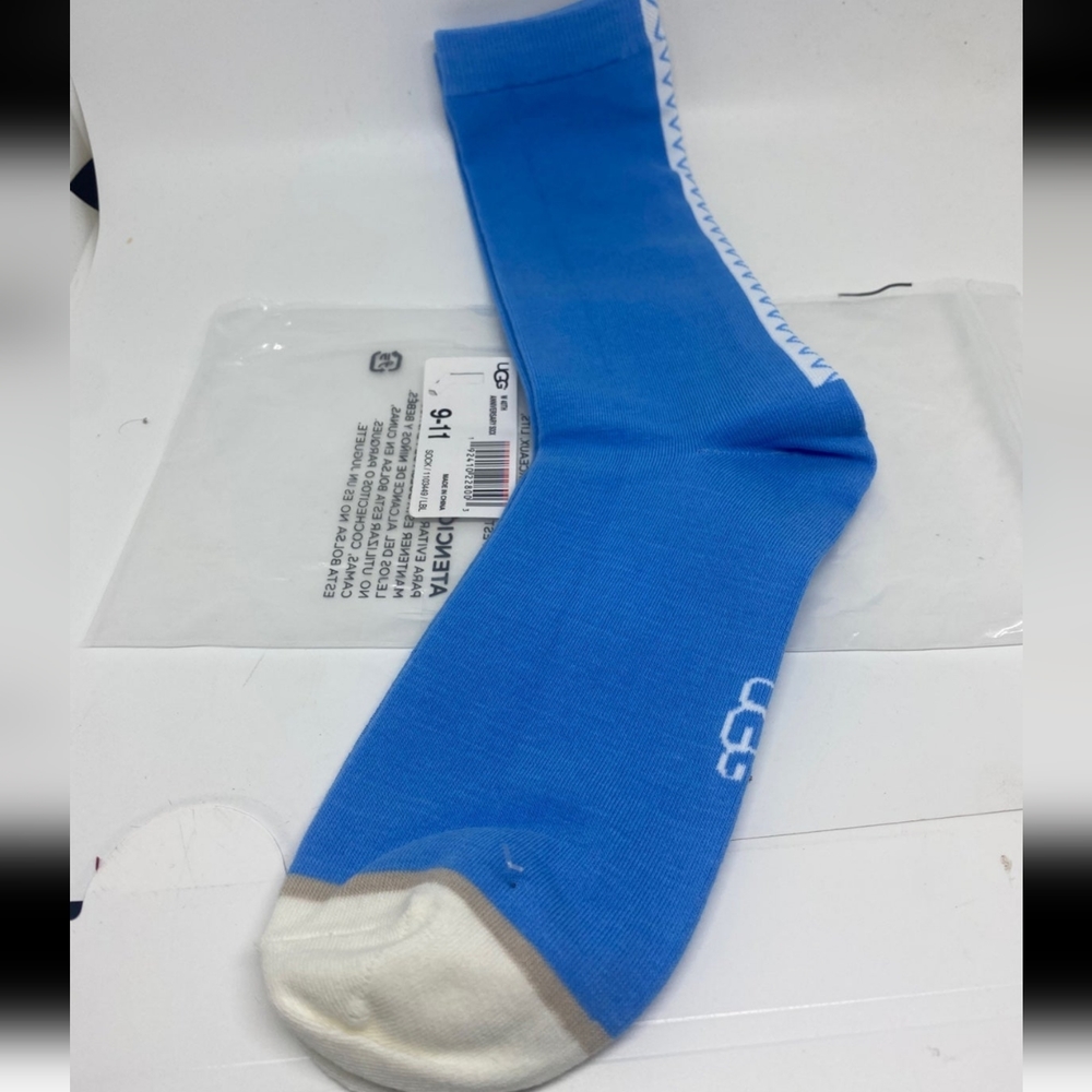 UGG 40TH ANNIVERSARY WOMENS SOCKS (SIZE 9-11)